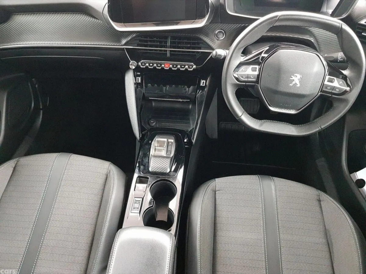 Peugeot 2008 MPV, Electric, 2022, Orange
