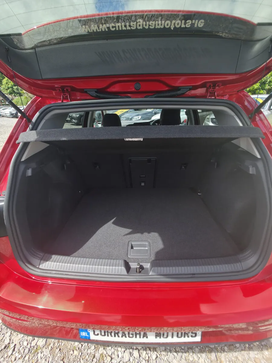 Volkswagen Golf Hatchback, Petrol, 2022, Other