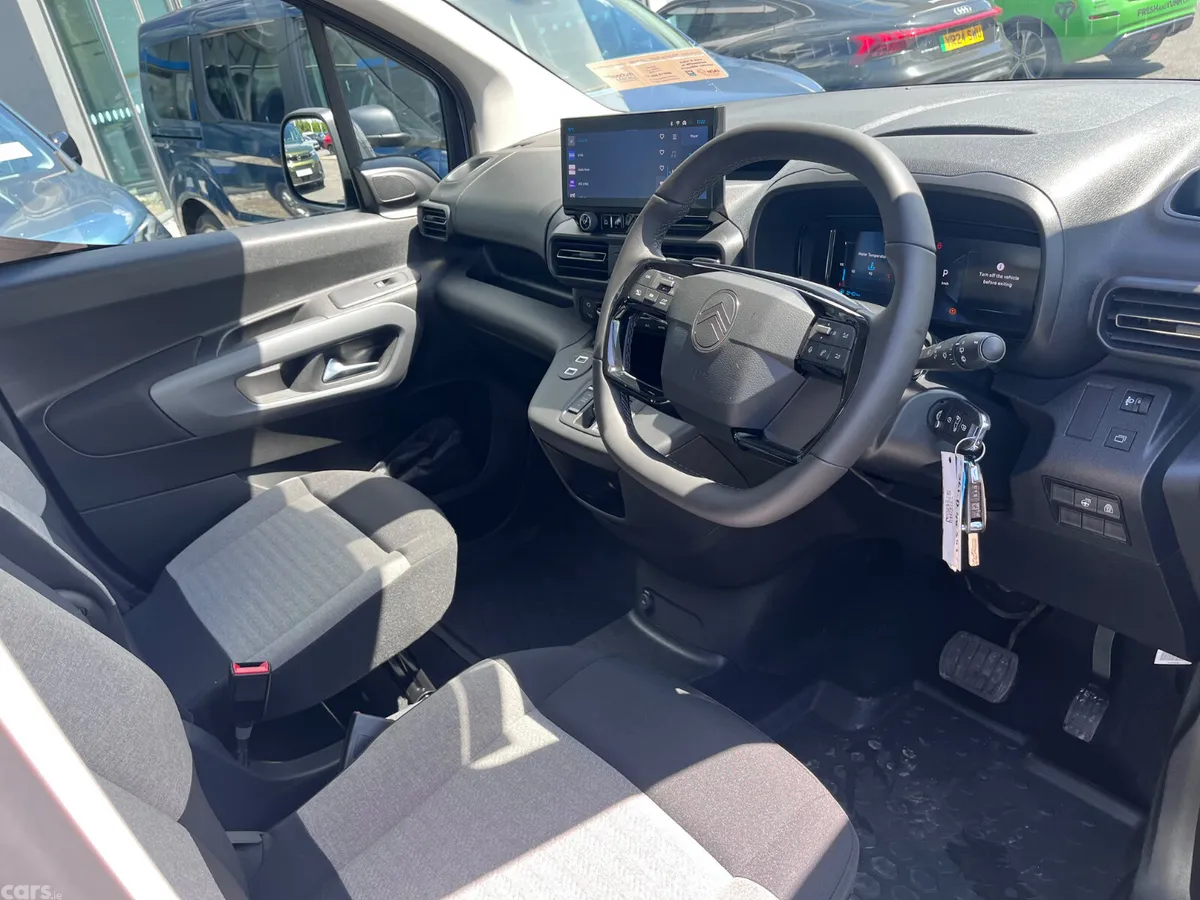Citroen Berlingo Multispace MPV, Diesel, 2026, Silver