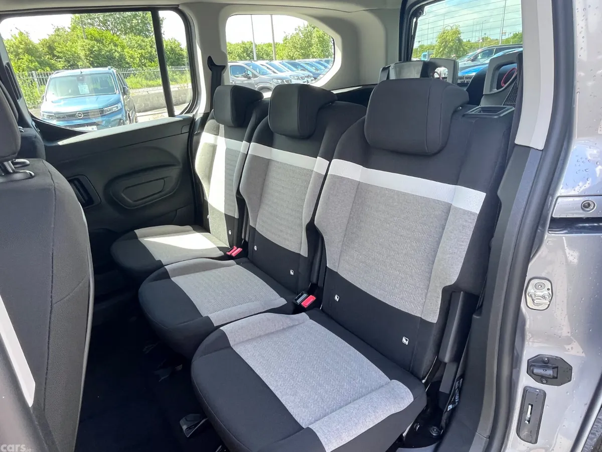 Citroen Berlingo Multispace MPV, Diesel, 2026, Silver
