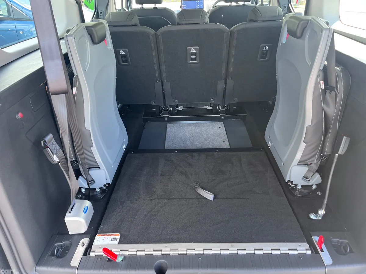 Citroen Berlingo Multispace MPV, Diesel, 2026, Silver