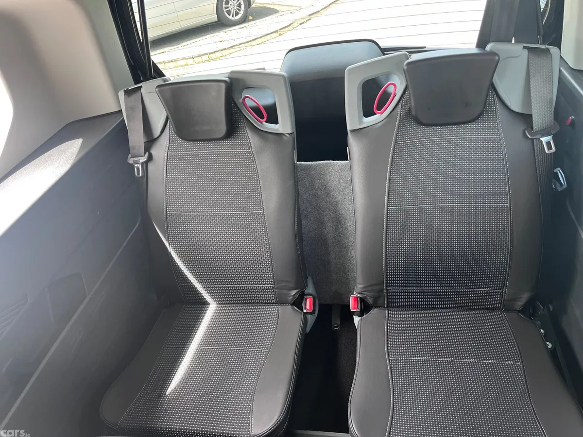 Citroen Berlingo Multispace MPV, Diesel, 2026, Black