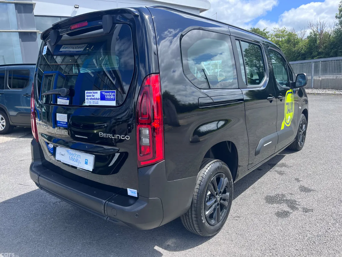 Citroen Berlingo Multispace MPV, Diesel, 2026, Black