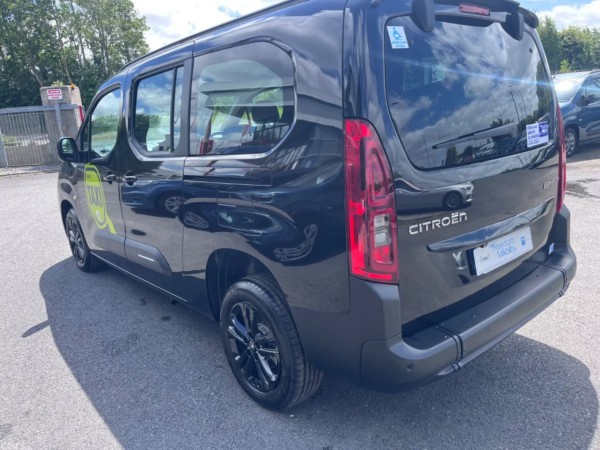 Citroen Berlingo Multispace MPV, Diesel, 2026, Black
