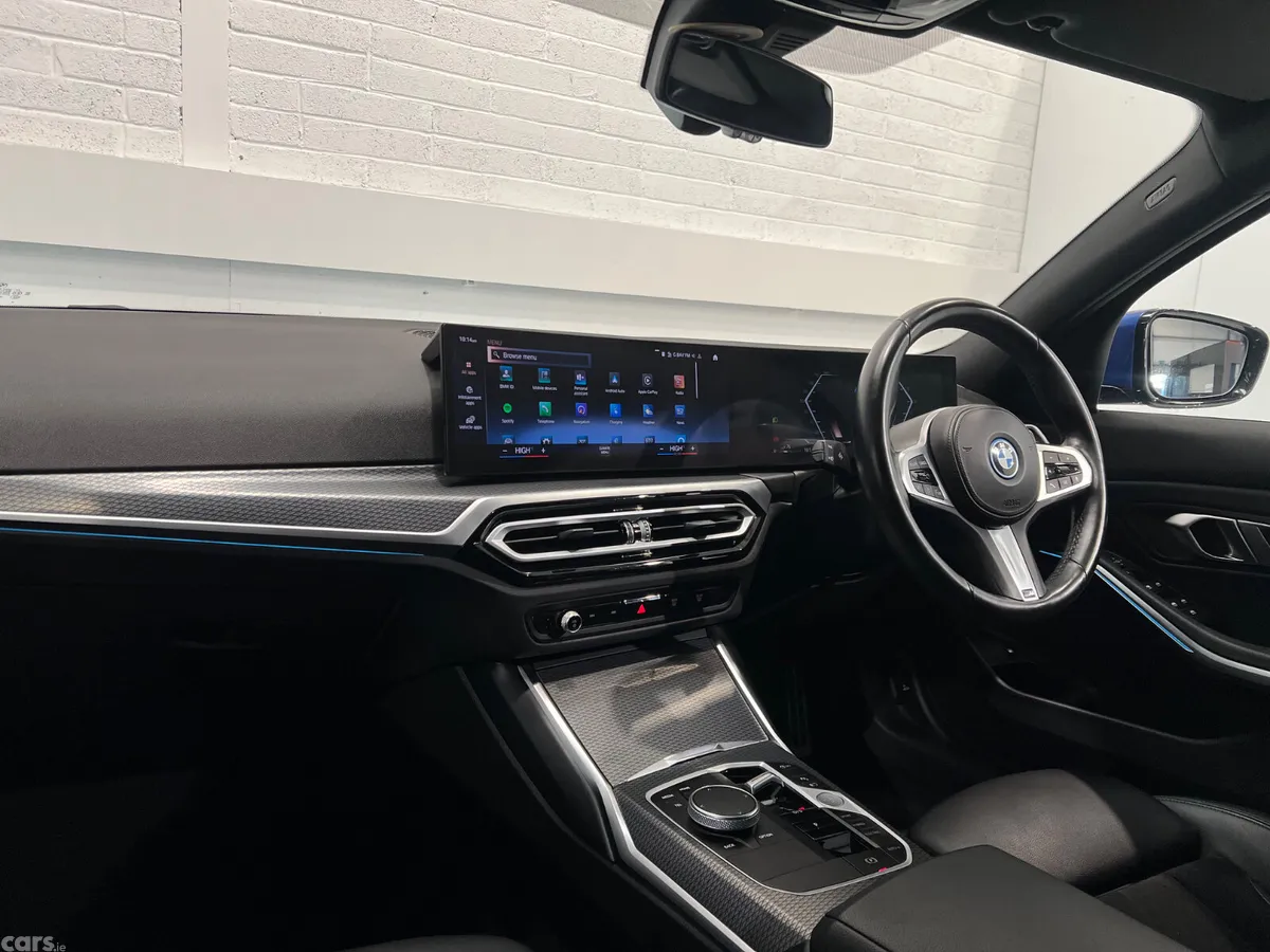 BMW 3-Series Saloon, Petrol Plug-in Hybrid, 2023, Blue