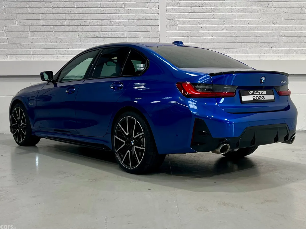 BMW 3-Series Saloon, Petrol Plug-in Hybrid, 2023, Blue