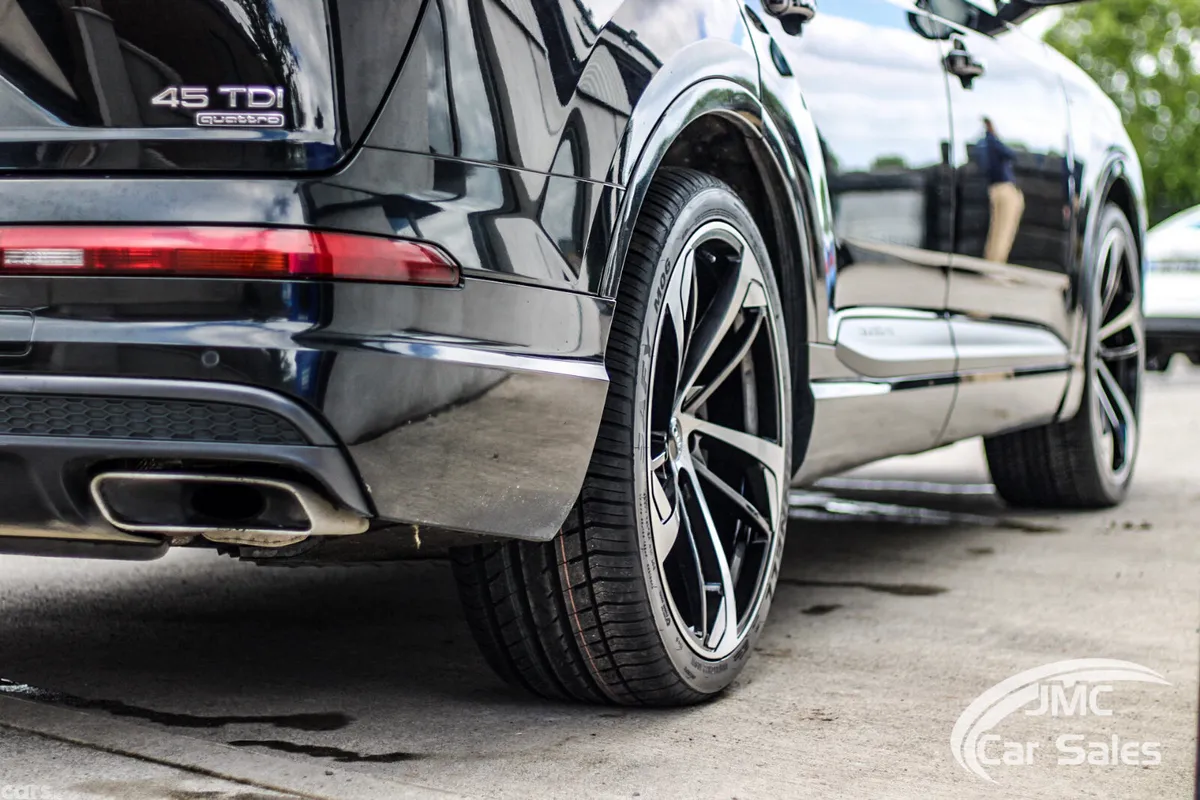 Audi Q7 SUV, Diesel Hybrid, 2019, Black