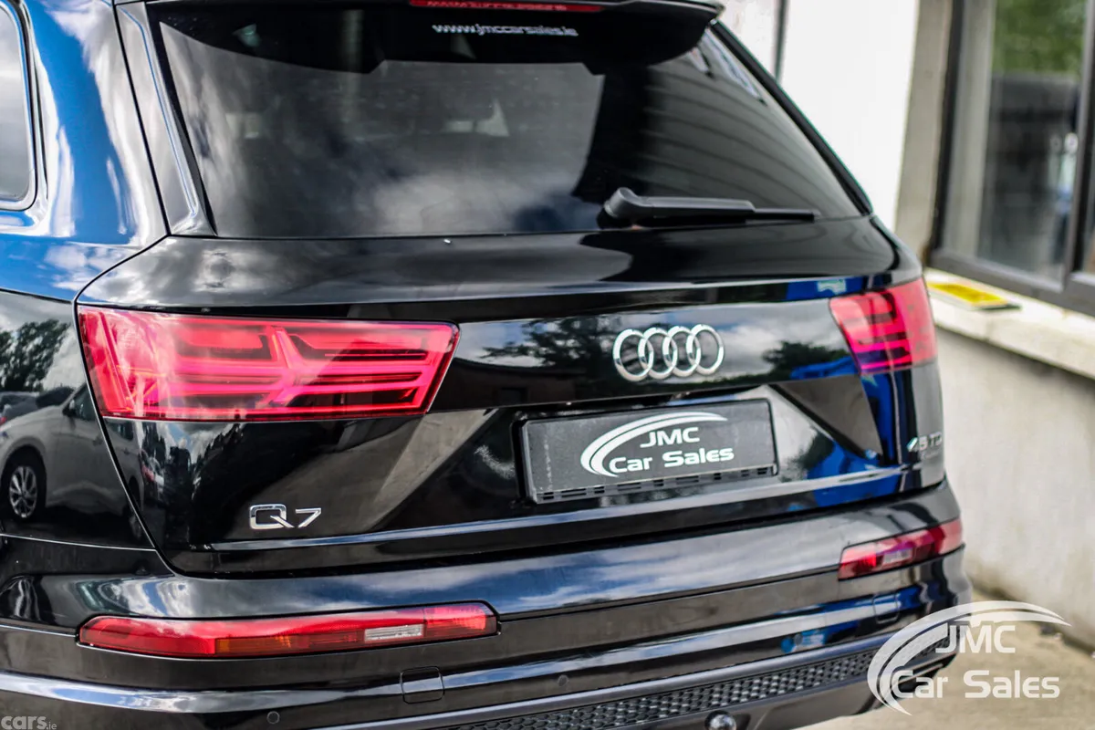 Audi Q7 SUV, Diesel Hybrid, 2019, Black