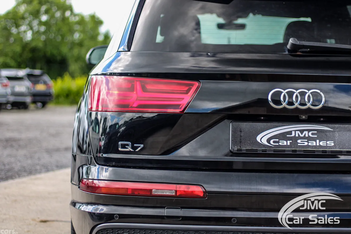 Audi Q7 SUV, Diesel Hybrid, 2019, Black