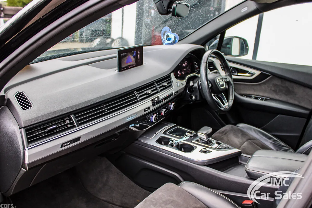 Audi Q7 SUV, Diesel Hybrid, 2019, Black
