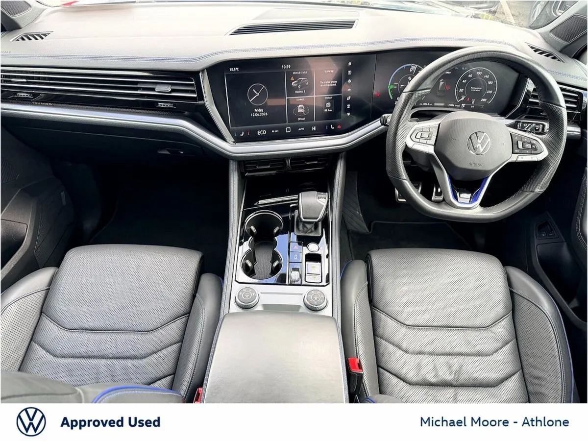 Volkswagen Touareg SUV, Petrol Plug-in Hybrid, 2025, Black