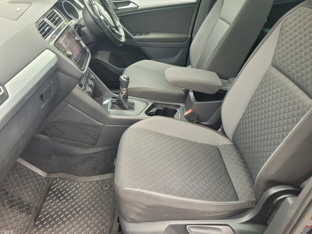 Volkswagen Tiguan SUV, Diesel, 2018, Black