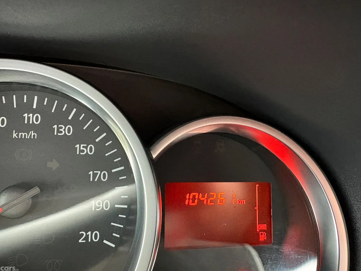 Dacia Sandero Hatchback, Petrol, 2018, Black