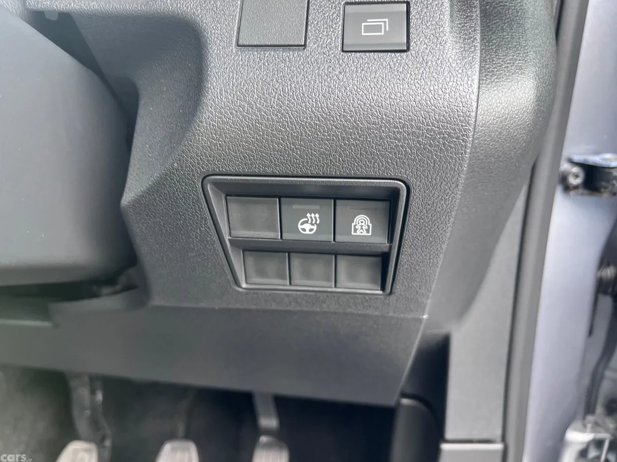 Peugeot Rifter MPV, Diesel, 2026, Silver