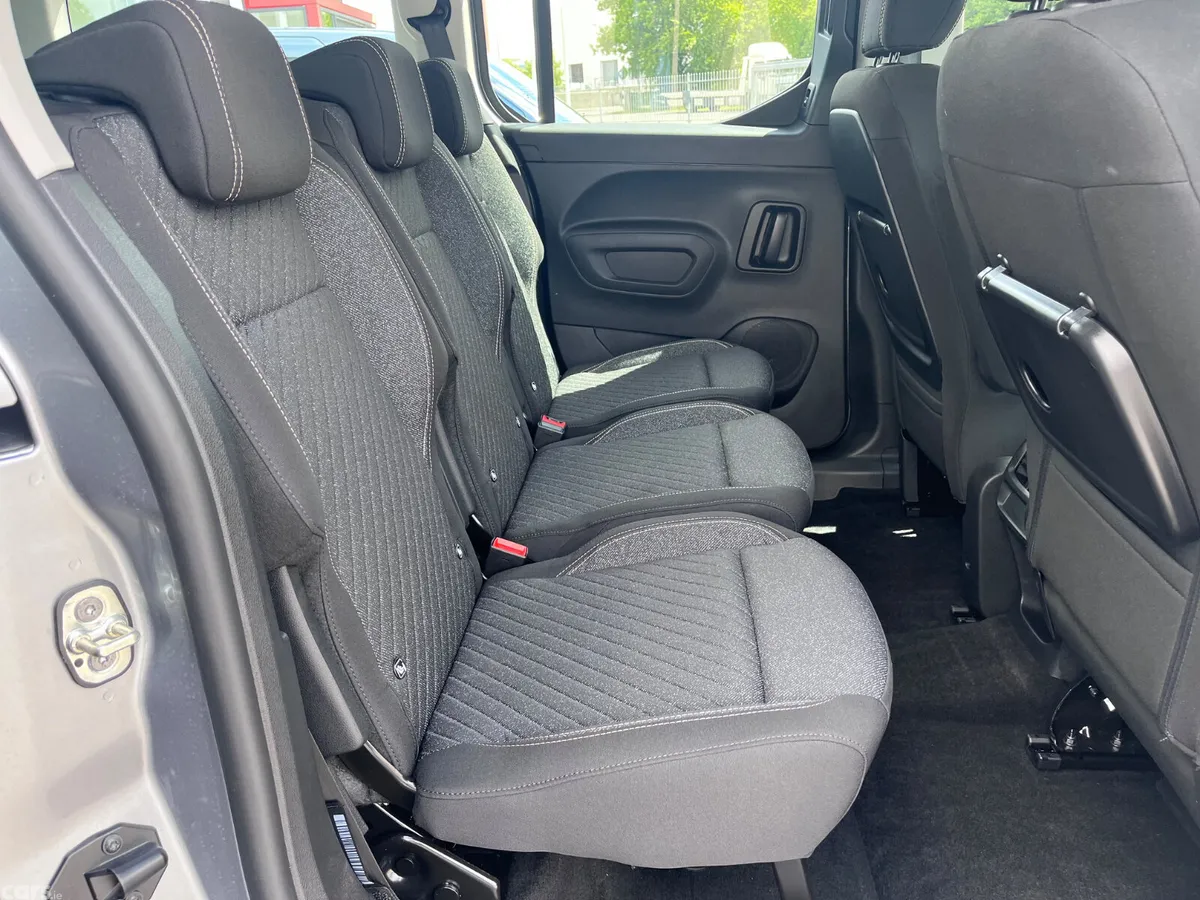 Peugeot Rifter MPV, Diesel, 2026, Silver