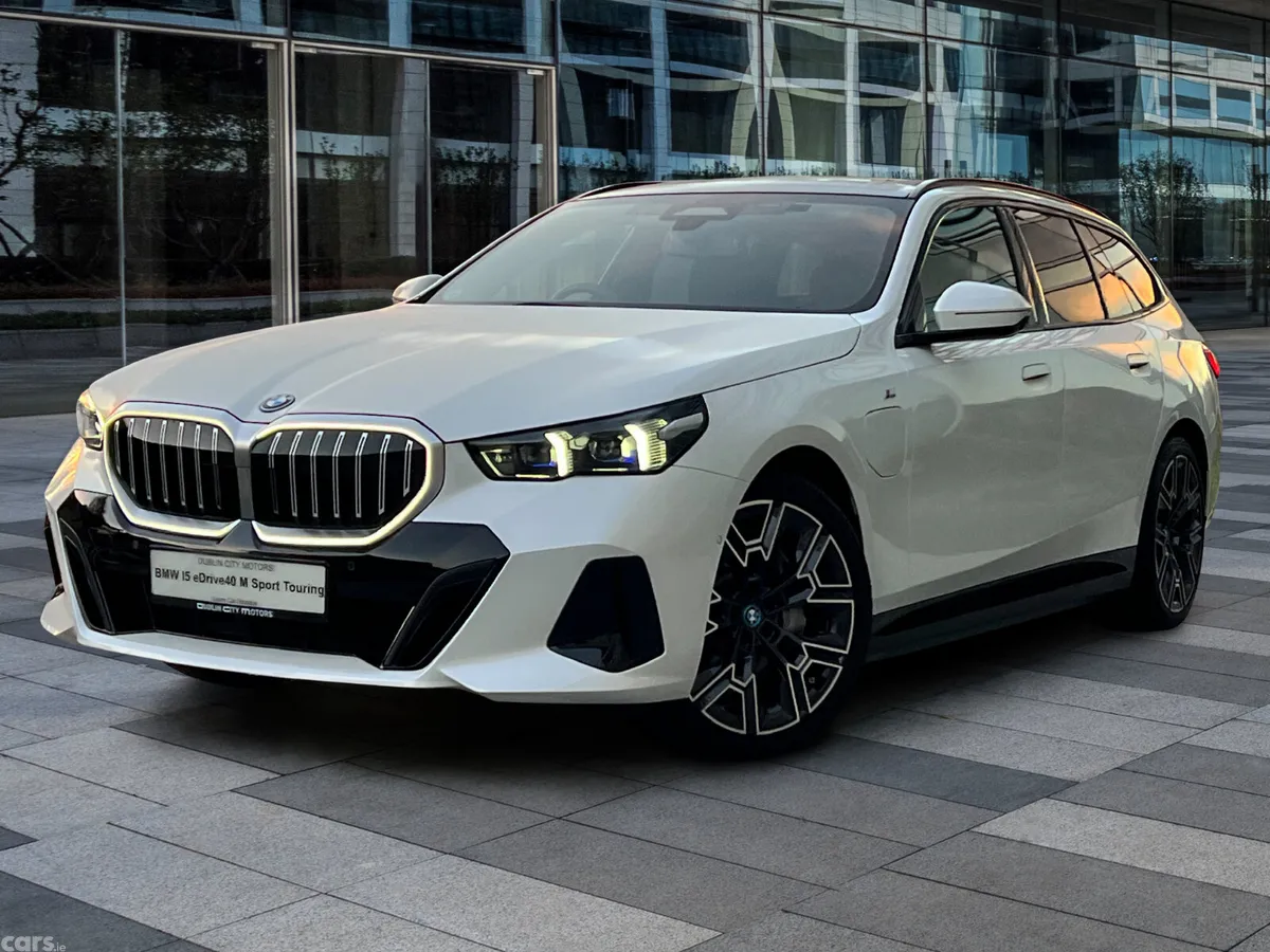 BMW i5 Estate, Electric, 2024, White