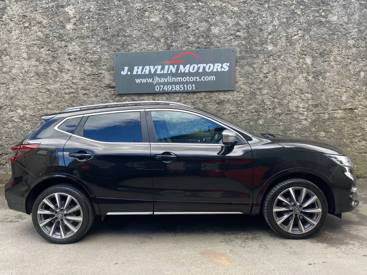 Nissan Qashqai SUV, Diesel, 2020, Black