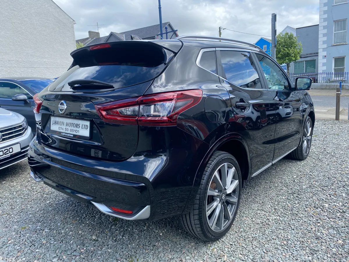 Nissan Qashqai SUV, Diesel, 2020, Black