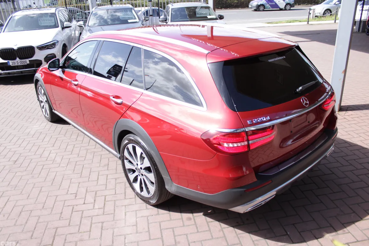 Mercedes-Benz E-Class Estate, Diesel, 2019, Red