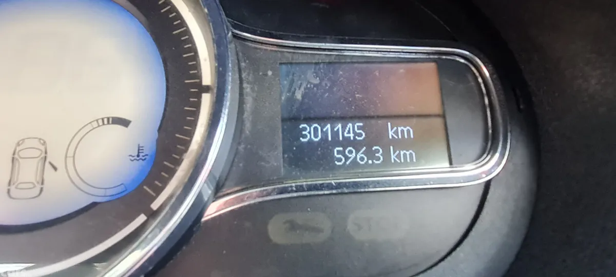 Renault Fluence Saloon, Diesel, 2014, Black