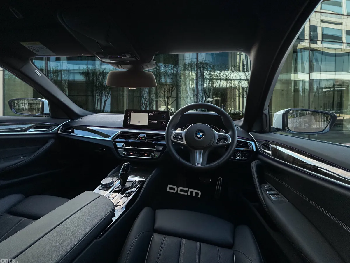 BMW 5-Series Saloon, Petrol Plug-in Hybrid, 2020, White