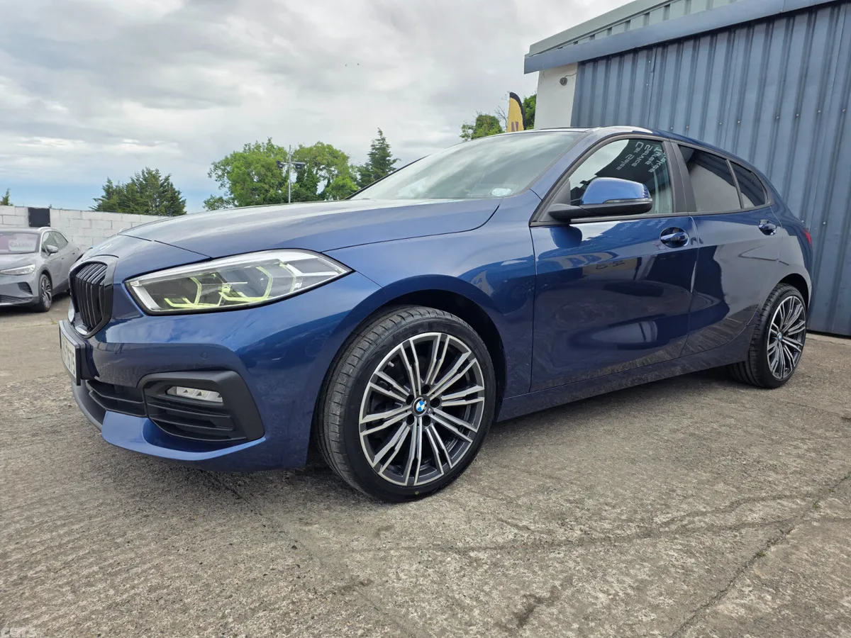 BMW 1-Series Hatchback, Diesel, 2022, Blue