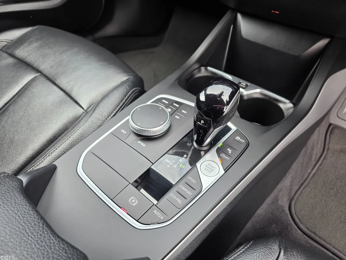 BMW 1-Series Hatchback, Diesel, 2022, Blue