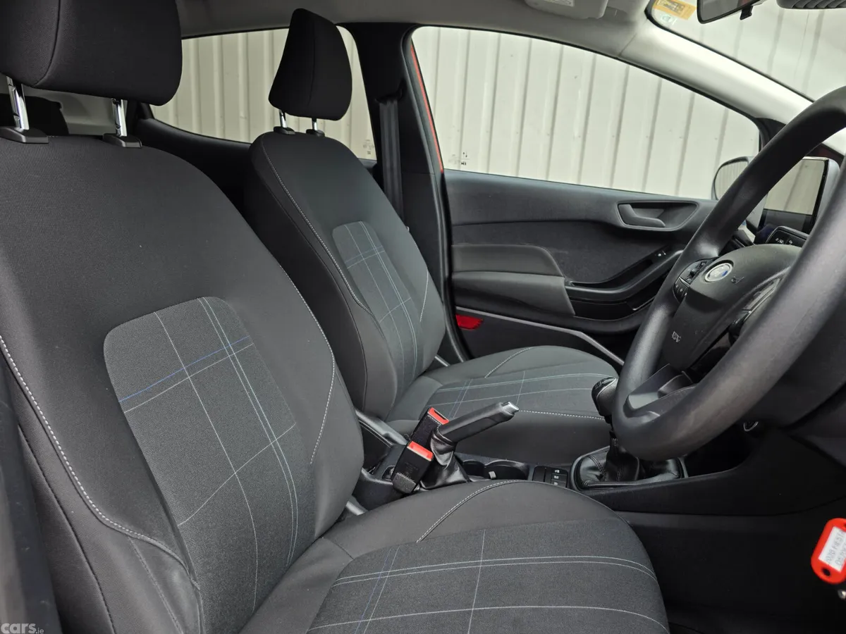 Ford Fiesta Hatchback, Petrol, 2020, Red