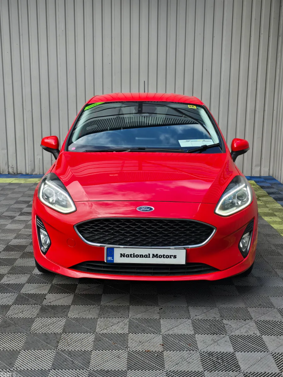 Ford Fiesta Hatchback, Petrol, 2020, Red