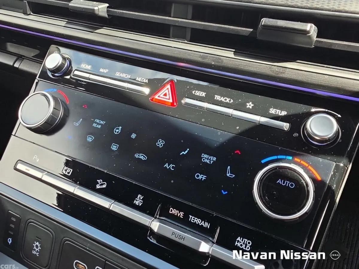 Hyundai Santa Fe SUV, Petrol Plug-in Hybrid, 2026, Blue