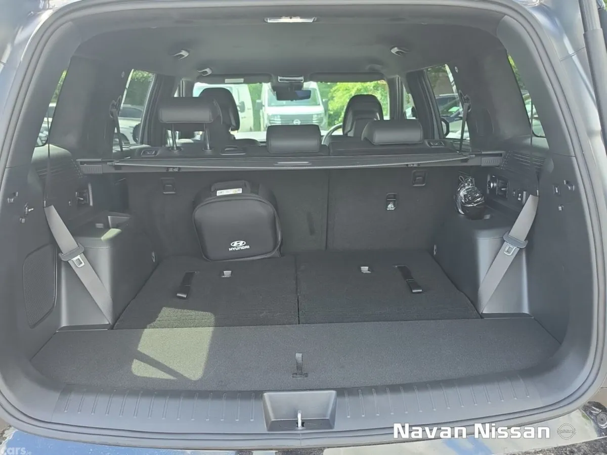 Hyundai Santa Fe SUV, Petrol Plug-in Hybrid, 2026, Blue