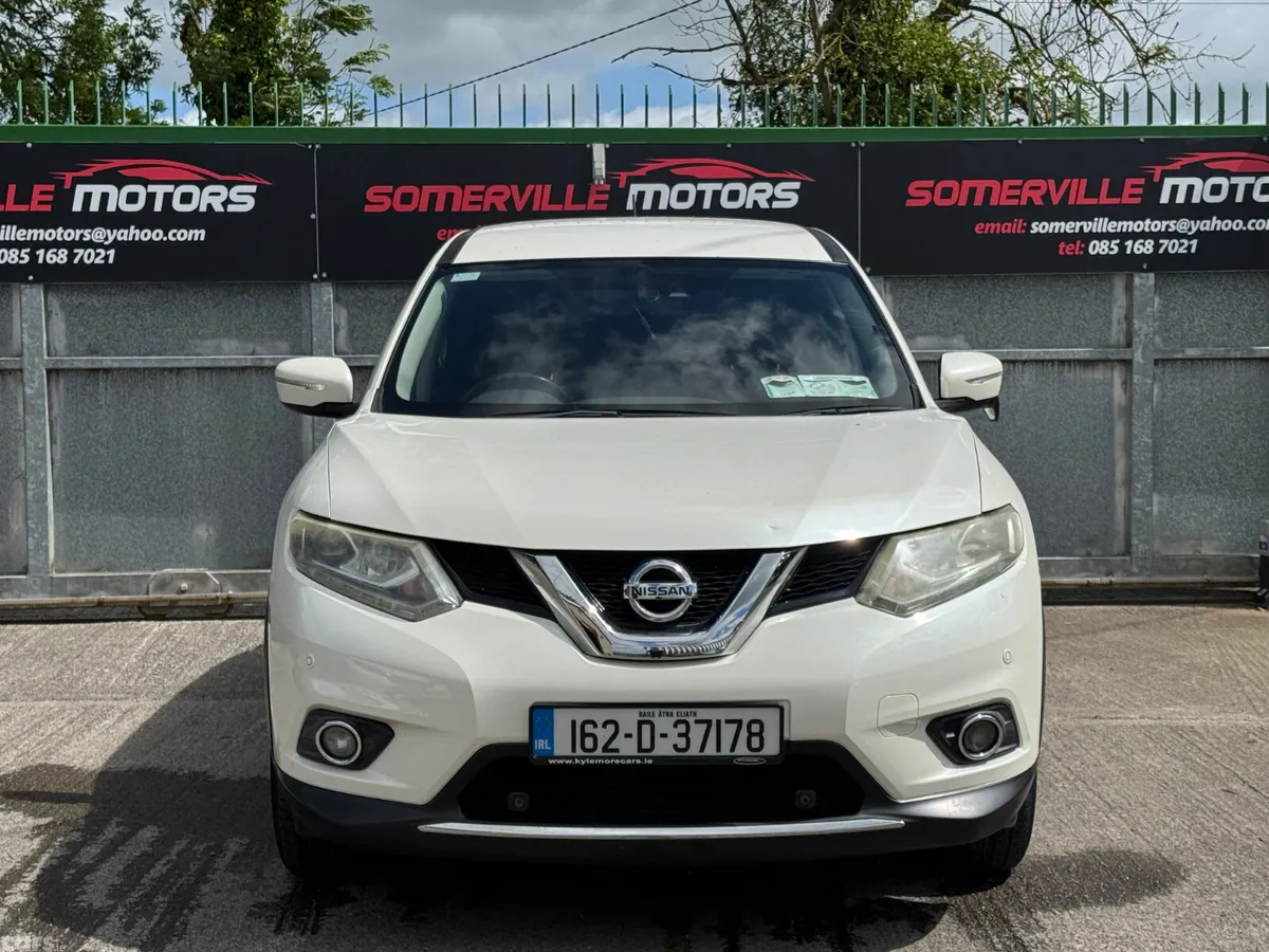 Nissan X-Trail SUV, Petrol Hybrid, 2016, White