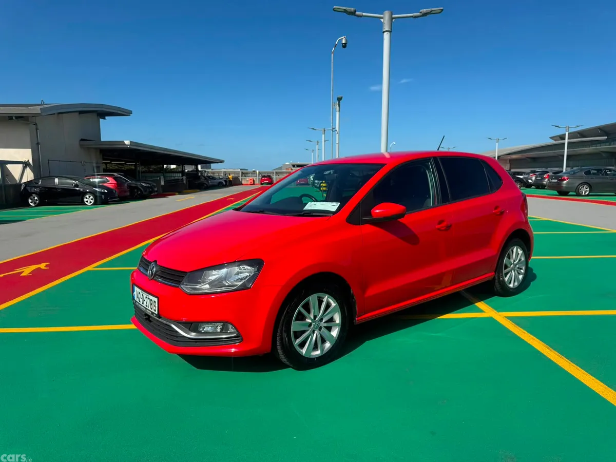 Volkswagen Polo Hatchback, Petrol, 2014, Red
