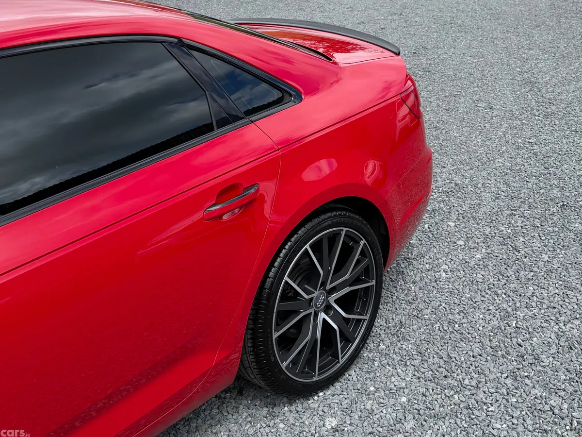Audi A4 Saloon, Diesel, 2017, Red