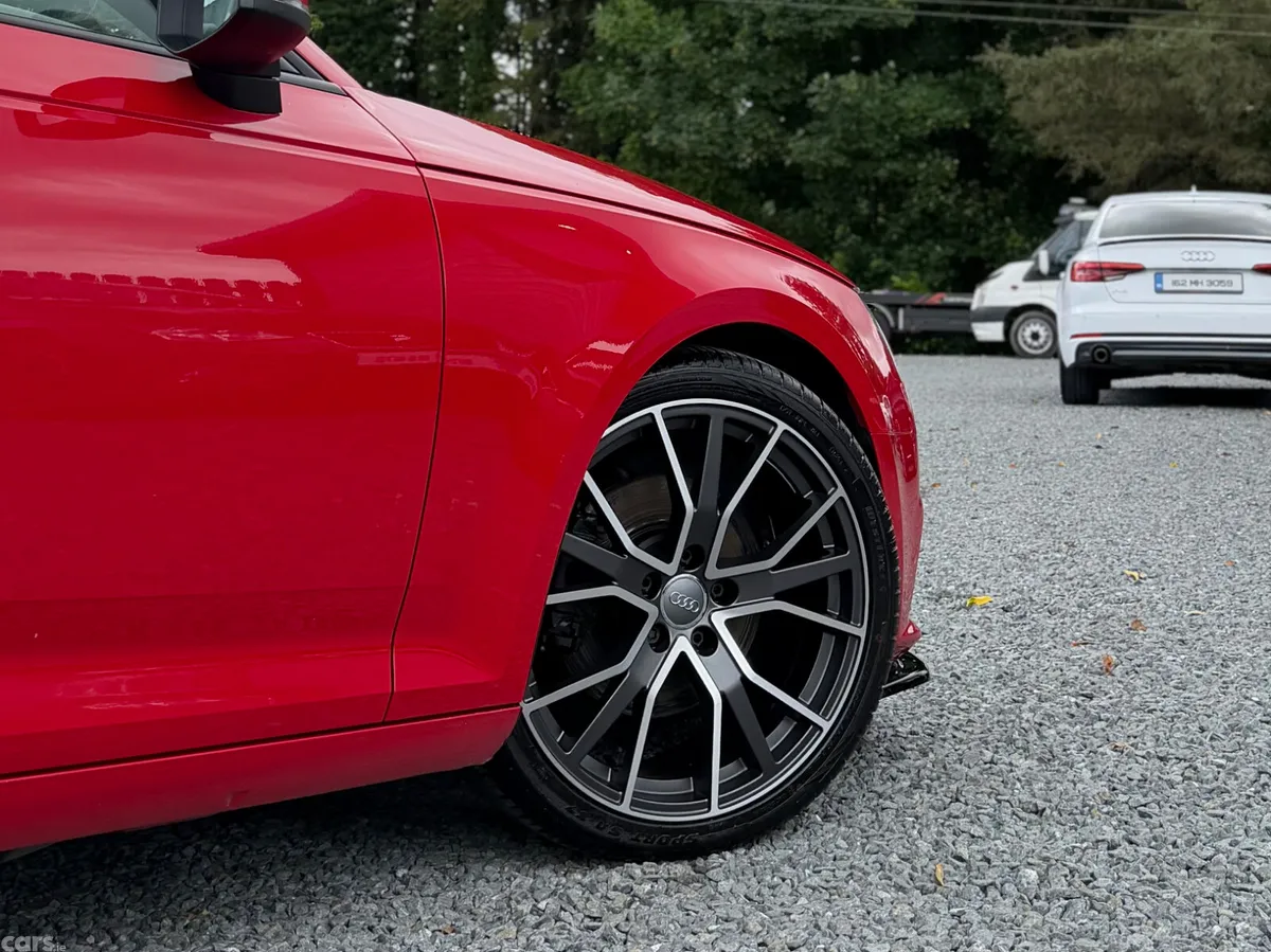 Audi A4 Saloon, Diesel, 2017, Red