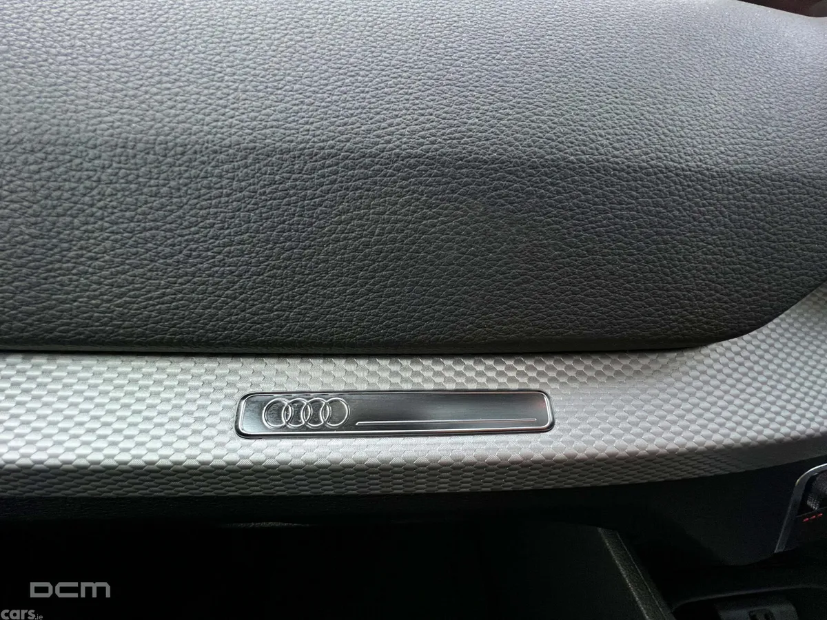 Audi Q2 SUV, Petrol, 2023, Silver