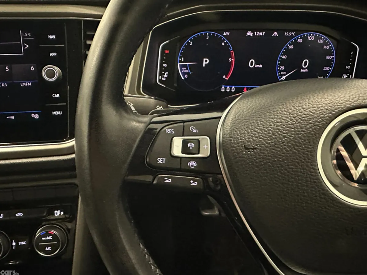Volkswagen T-Roc SUV, Diesel, 2021, White