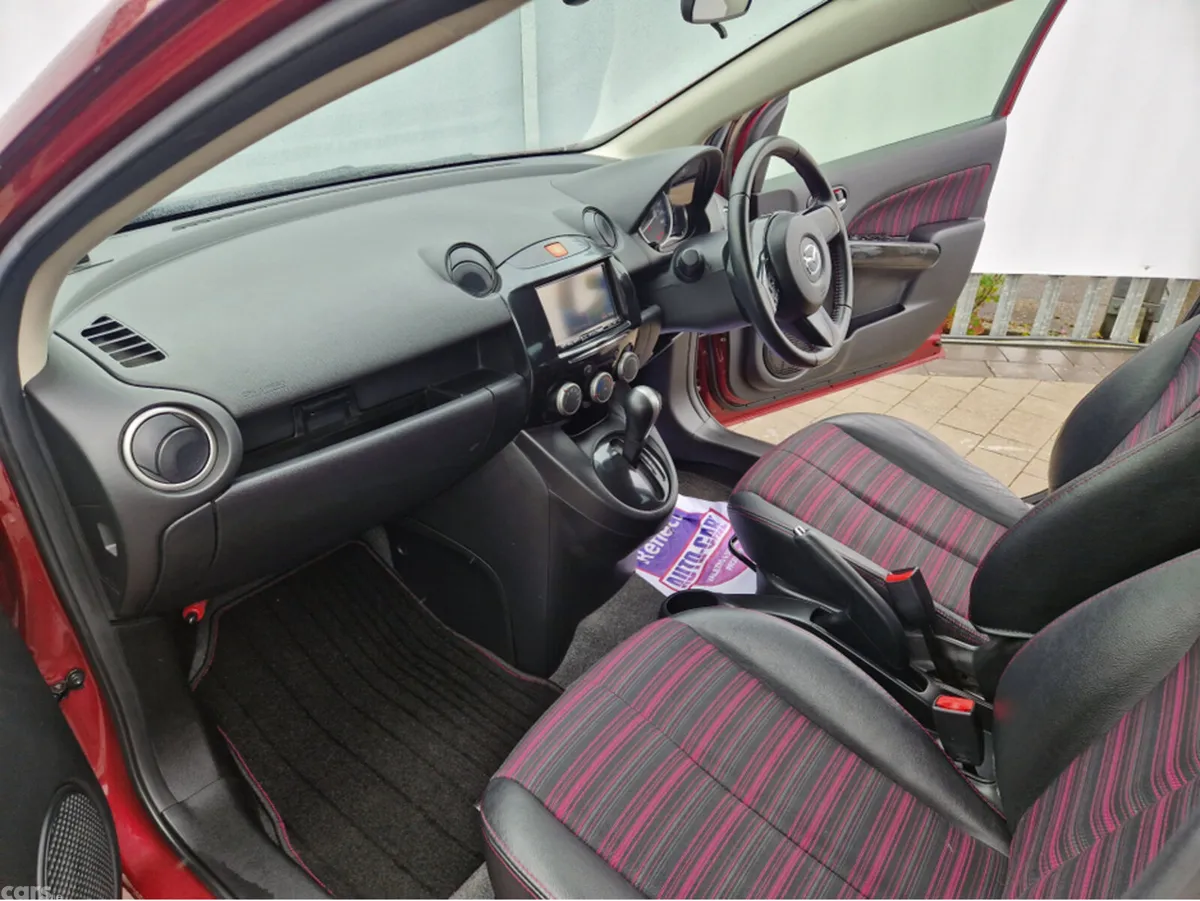 Mazda Demio Hatchback, Petrol, 2014, Purple