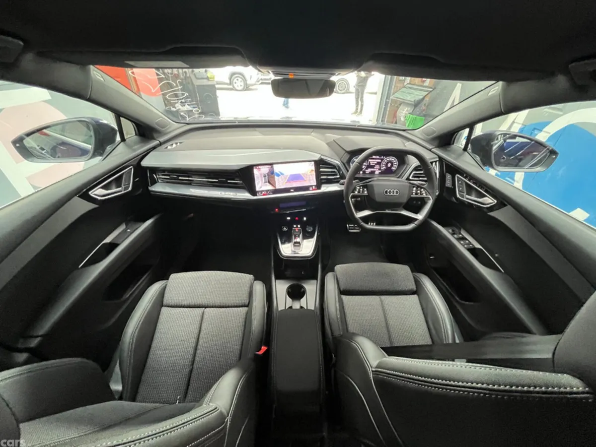 Audi Q4 e-tron SUV, Electric, 2025, Blue