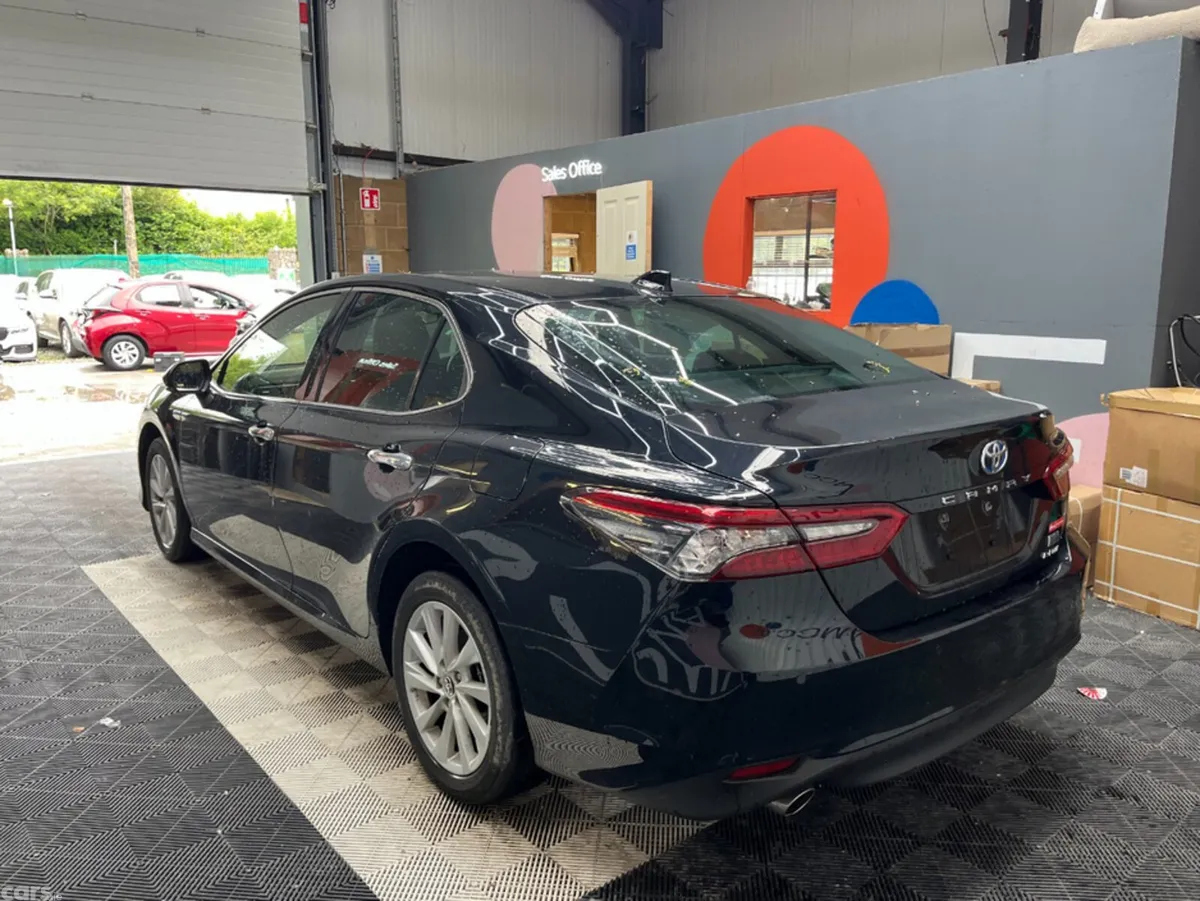Toyota Camry Saloon, Petrol, 2023, Black