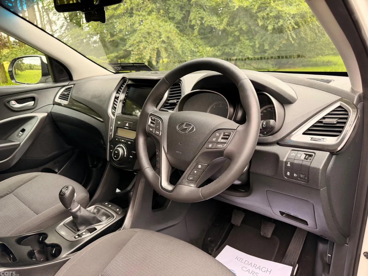 Hyundai Santa Fe SUV, Diesel, 2015, White