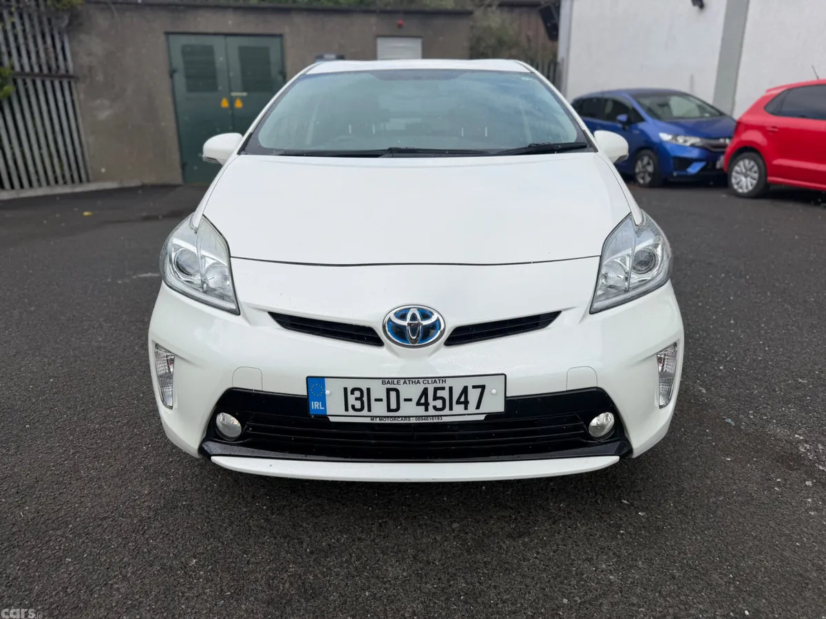 Toyota Prius Hatchback, Petrol, 2013, White