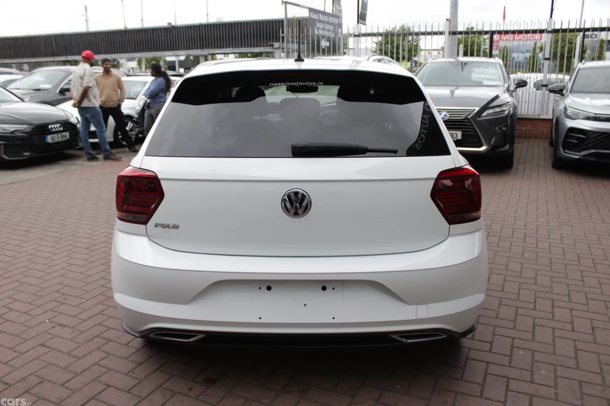 Volkswagen Polo Hatchback, Petrol, 2020, White