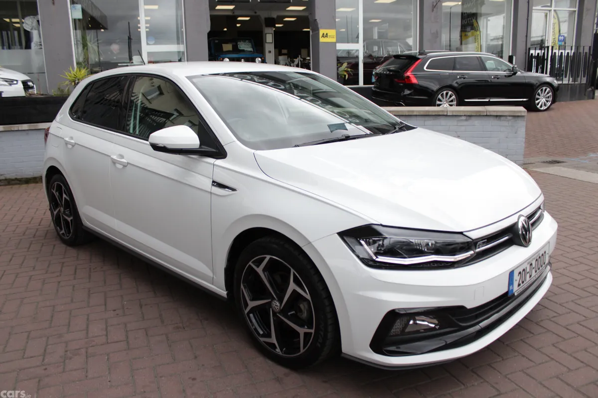 Volkswagen Polo Hatchback, Petrol, 2020, White