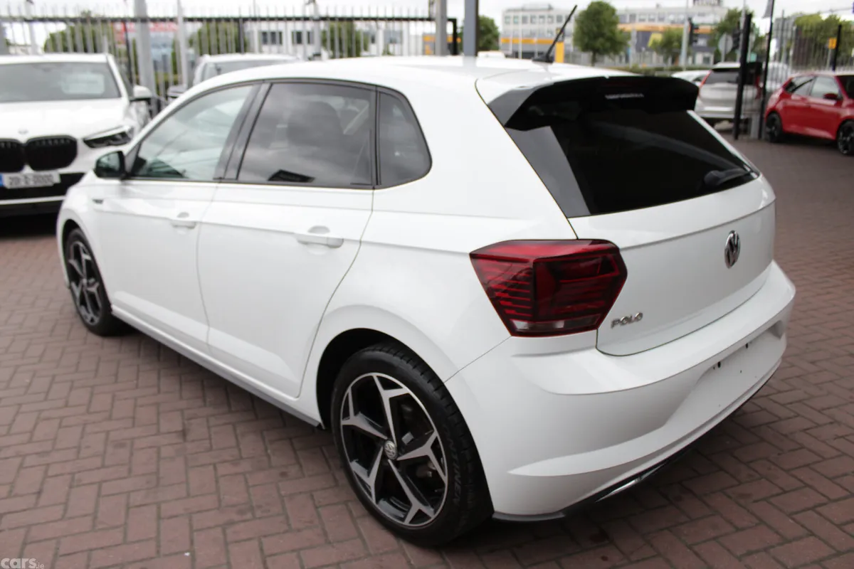 Volkswagen Polo Hatchback, Petrol, 2020, White