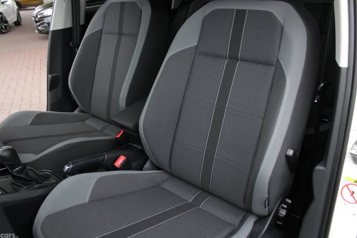 Volkswagen Polo Hatchback, Petrol, 2020, White