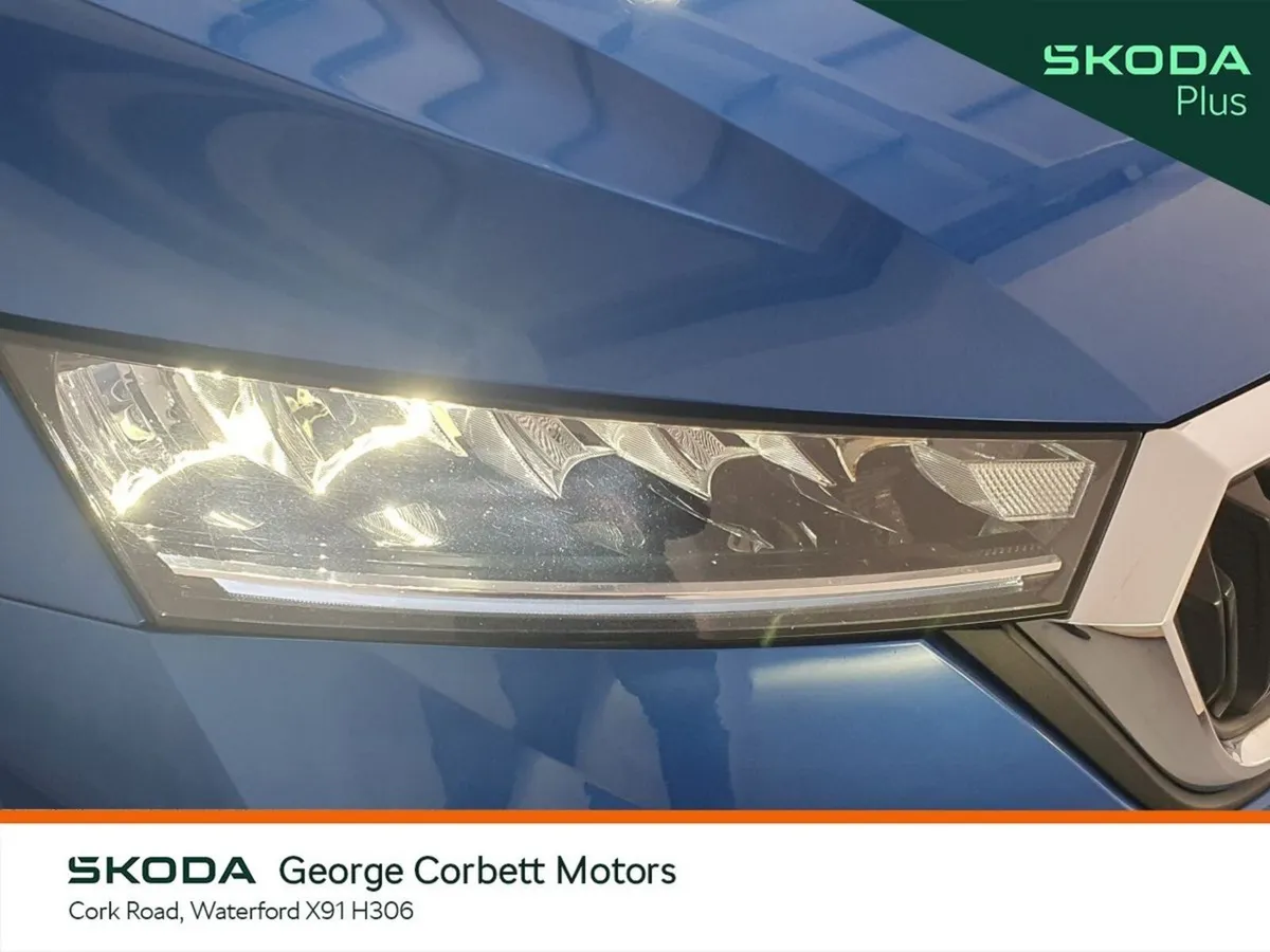 Skoda Octavia Saloon, Diesel, 2024, Blue