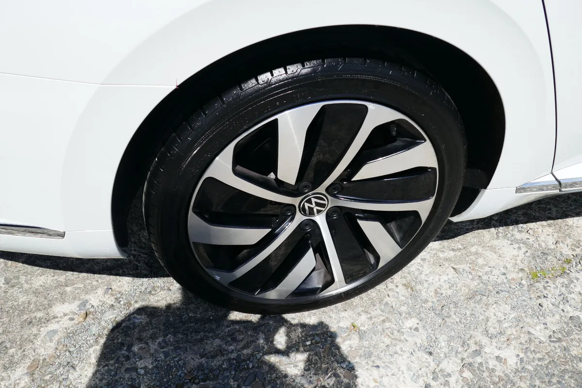Volkswagen Arteon Hatchback, Diesel, 2022, White