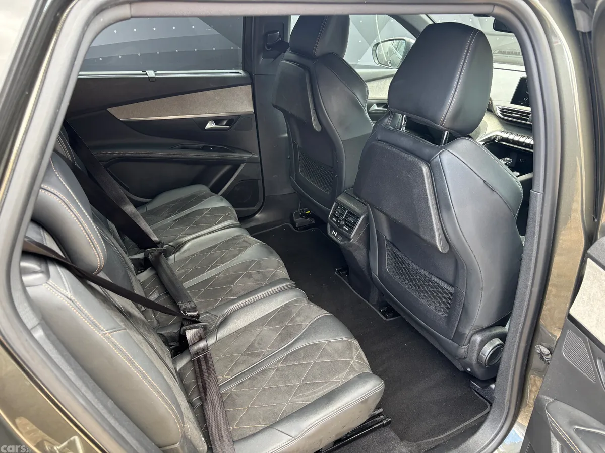 Peugeot 5008 MPV, Diesel, 2019, Grey