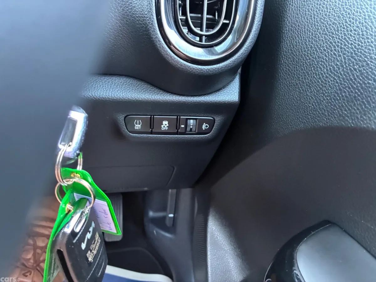 Kia Picanto Hatchback, Petrol, 2024, White